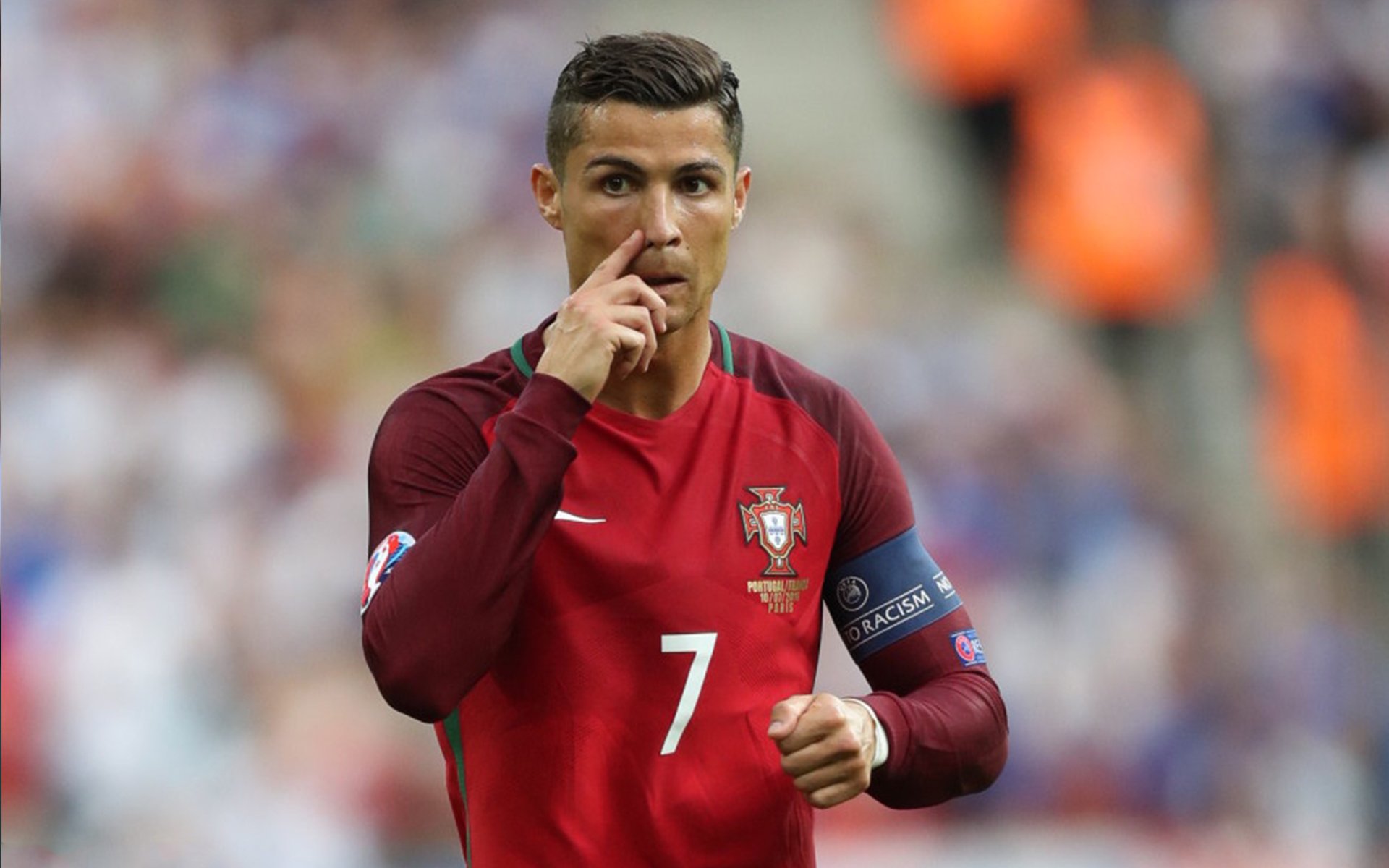 纽伦堡球员拼尽全力，最终夺得胜利，纽伦堡足球俱乐部百科